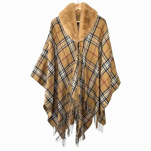 V. FRAAS Faux Fur‎ Collar Tartan Plaid Ruana Fringe Hook Eye Open Poncho Wrap OS - Picture 1 of 9